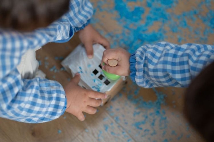 Actividades de estimulación temprana en guardería en Gines